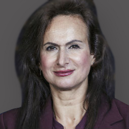 DR. TERESA ROCA